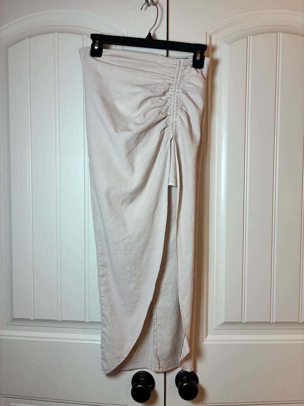 Zara Ruched Midi Skirt with Front Slit Size S